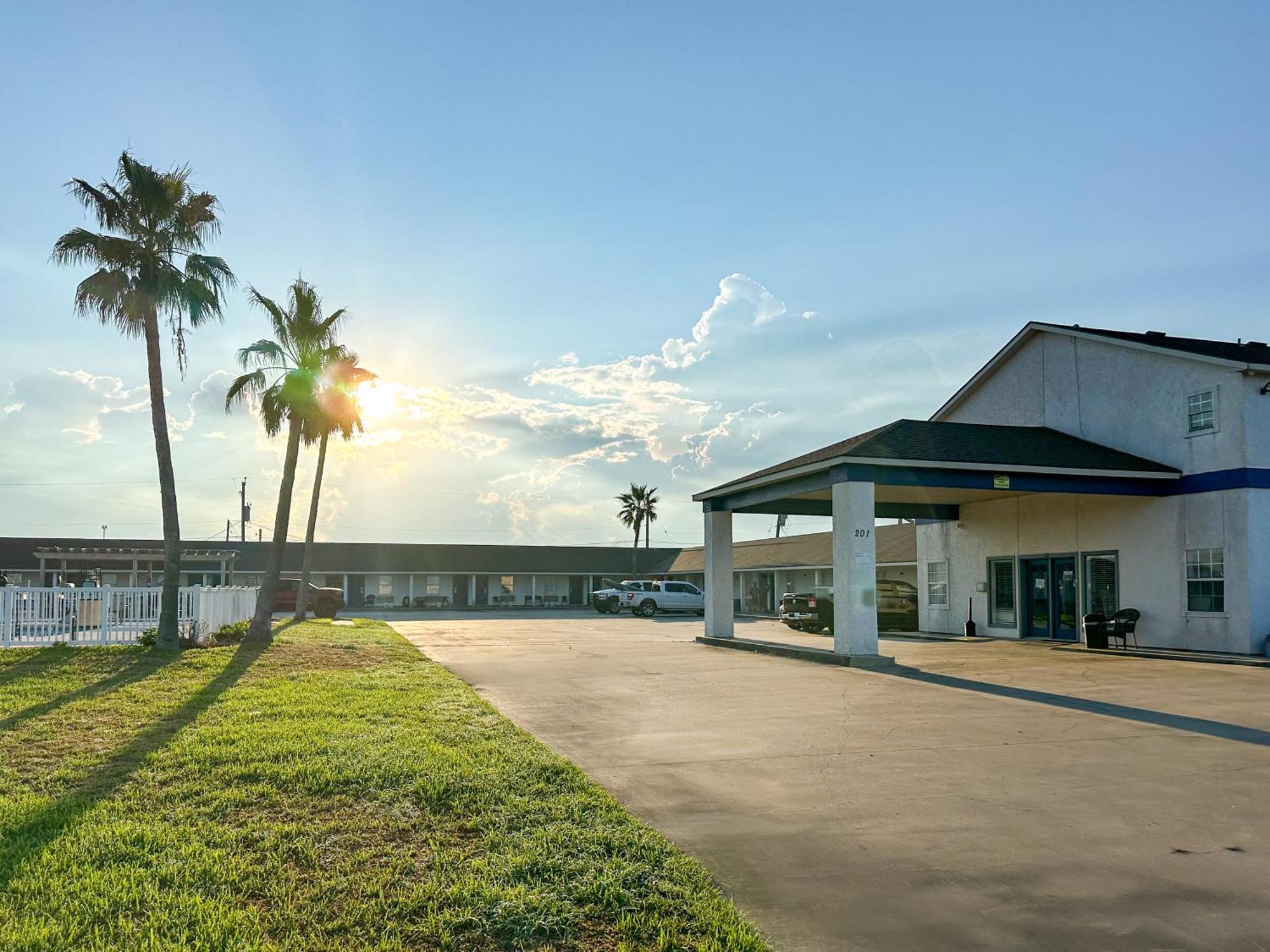 Coastal Bend Motel&RV Park Seadrift Exterior foto